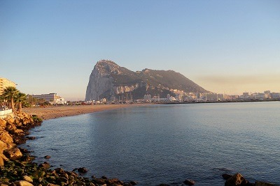 Algeciras ligger granne med Gibraltar.