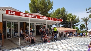 Restaurangen vid grottorna i Nerja